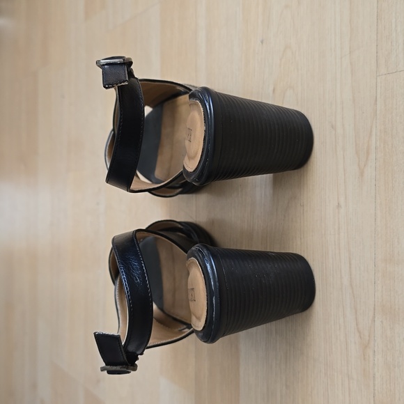 Women Black Leather Peep Toe Block Heels Pumps Size 6 - Picture 7 of 11